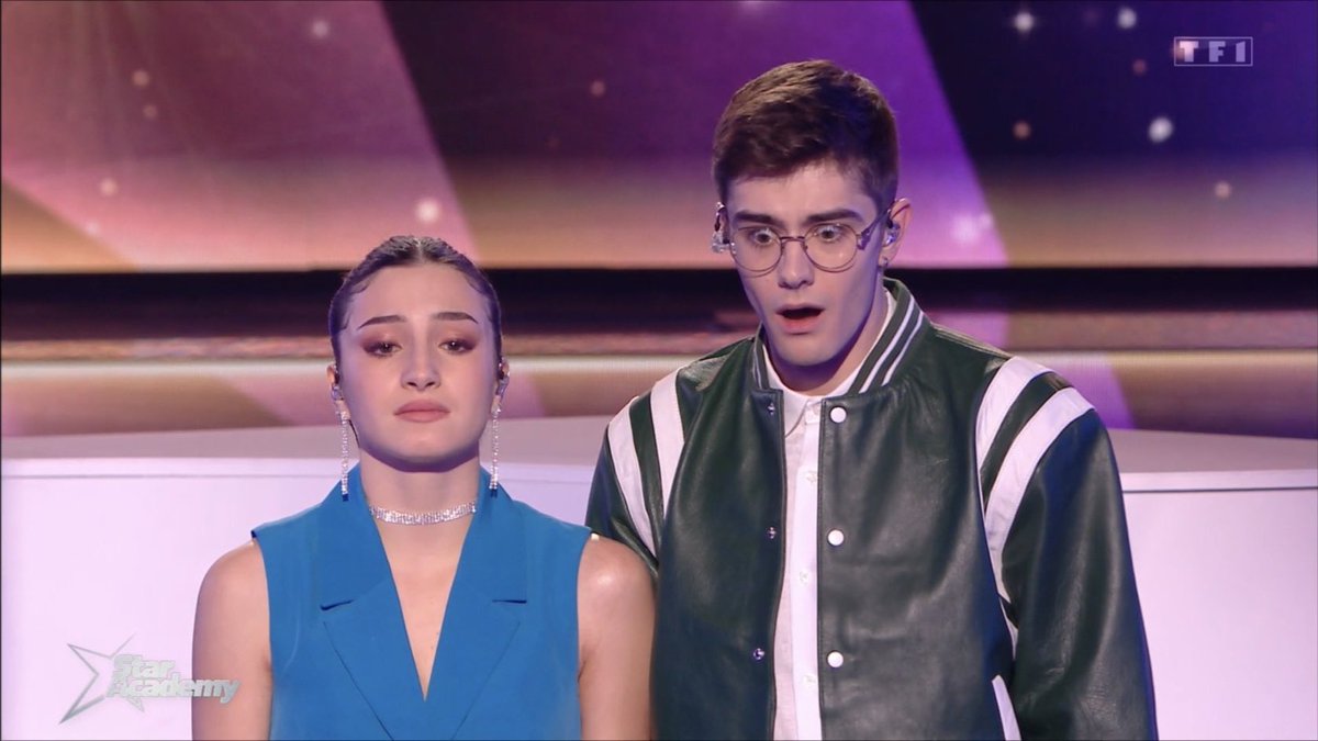 ONCE AGAIN ce n'est pas parce que Nikos a appelé Axel en dernier qu'il est VRAIMENT dernier dans les votes. Axel a mérité sa place comme tous. La #TeamAxel pense fort à Lénie, de belles choses l'attendent 🫶🏻
Bienveillance svp✨️
#StarAcademyleLive
#StarAcademyLive
#StarAcademy