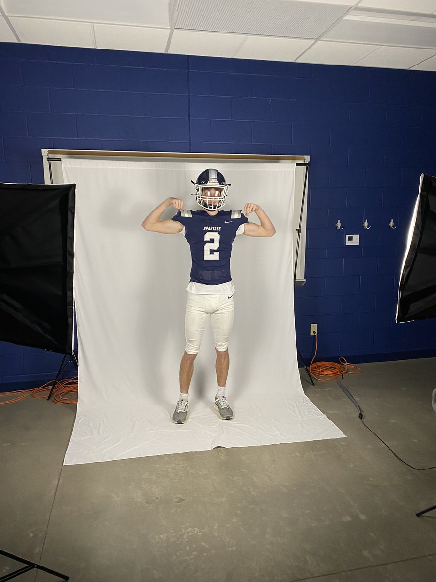 AdamSuter31's tweet photo. Blessed to receive my 2nd offer from @MBUFootball @KennyThomason57 @CoachJonnyHeck

 @JPRockMO @PrepRedzoneMO @GSV_STL @6starfootballMO https://t.co/09NOokFhIZ