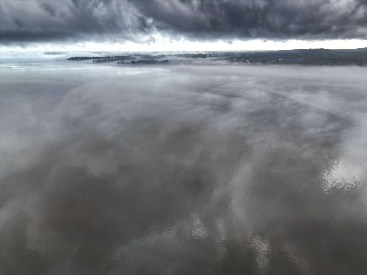 jaaabeee's tweet photo. Great Bay as the final line of clouds moved through this afternoon. #nhwx https://t.co/SfHE51yfRe
