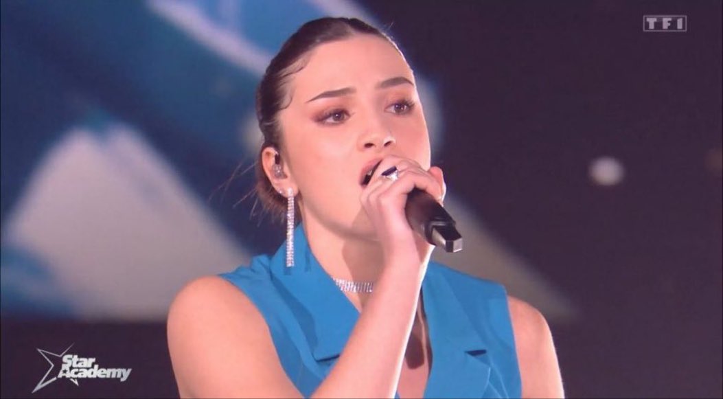 cary_o_n's tweet photo. Elle était top 1 depuis des semaines et vous venez de l’éliminer ? Vous avez vraiment de la mer*e dans les oreilles et dans les yeux.. dégoûté par ce public #StarAcademy #StarAcademyleLive https://t.co/lnQlEwgwZS