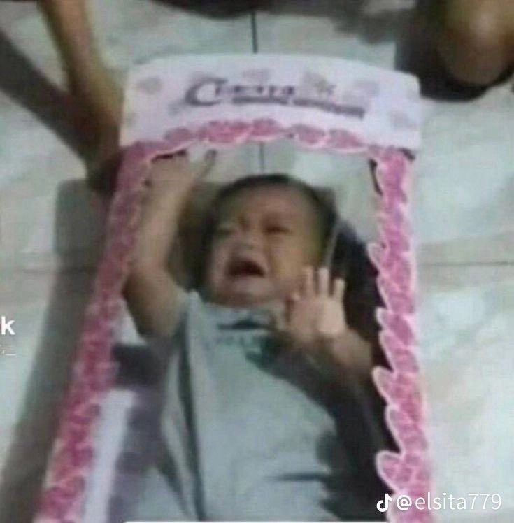 hyucily's tweet photo. los mutis q tenía acá seguirán vivos 🥺🥺🥺 todos morimos 😪 https://t.co/bSwXlqSFgw