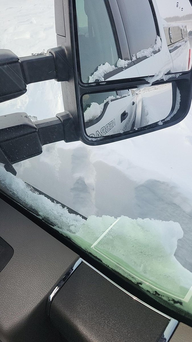 Happy to report that all motorists stranded on Hwy 92 in Butler & Saunders have been rescued. Great work by Butler County to get through the drifts from the west to reach them safely. Here's a look at what NSP and NDOT crews were fighting through in Saunders County.