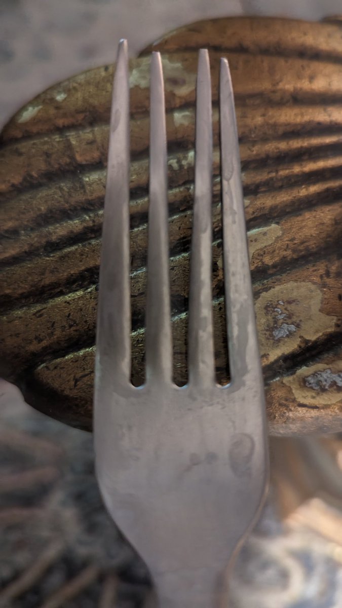 Jukefrenzy's tweet photo. These tines disturb me... https://t.co/PlFqEJUoxl