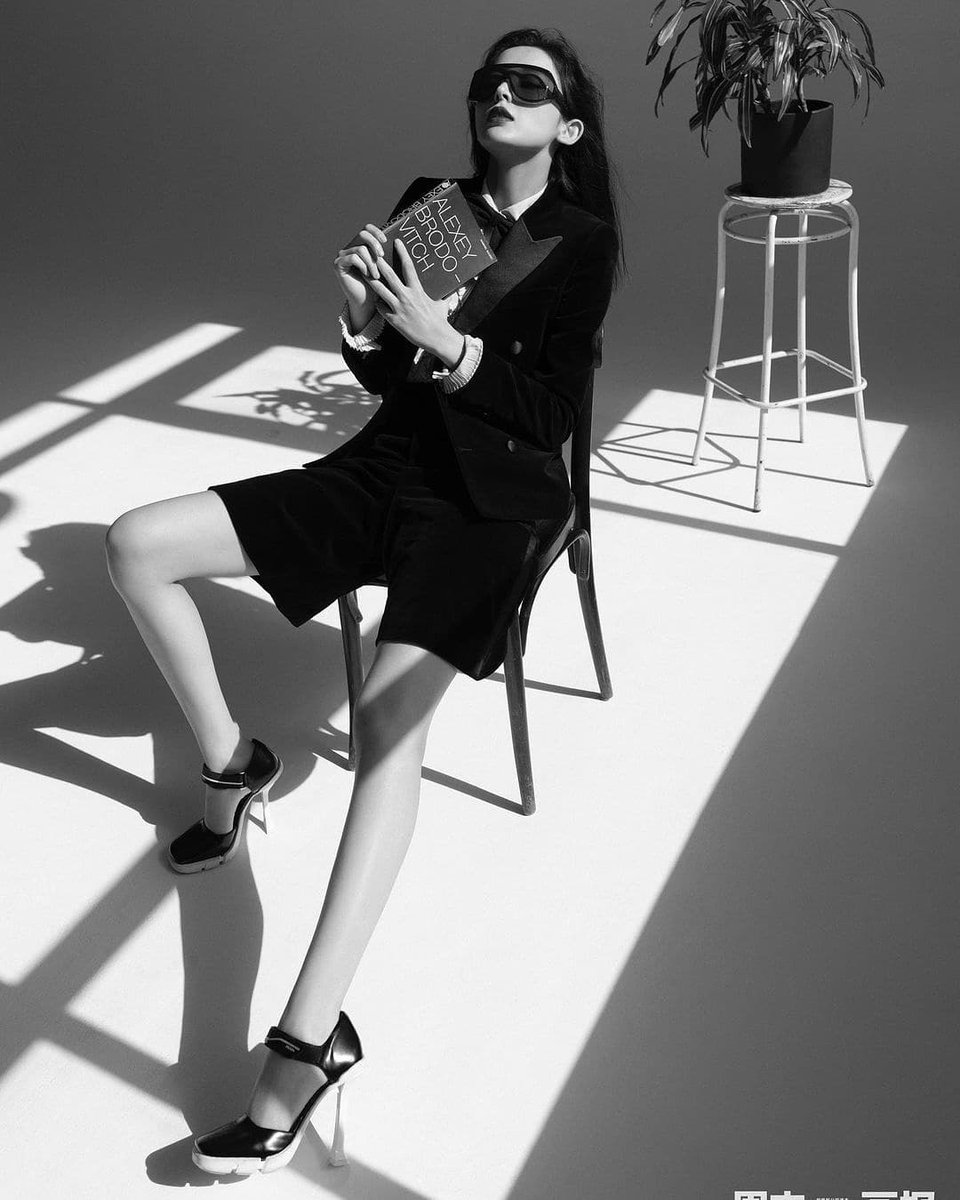 bai_lu_twh's tweet photo. #Gulinazha #Nazha #古力娜扎🇨🇳❤️❤️❤️
Guli Nazha for magazine #ModernWeekly https://t.co/12zxZwBbmg