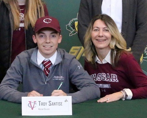 TheValerieFund_'s tweet photo. Troy and his Vassar Men’s Lacrosse teammates will put their hearts into scoring goals during their 2024 Season. You can support #GoalsforKids by pledging a dollar amount per goal scored or by donating directly today.   https://t.co/BghMMSeOuE https://t.co/YibHppRlPn