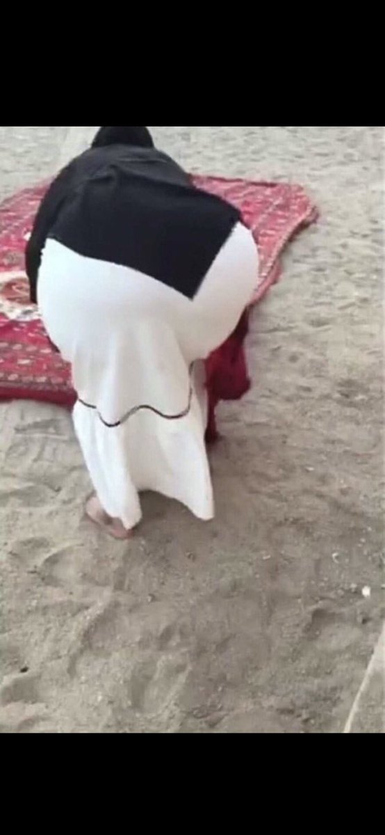 dd12sstt's tweet photo. البدوي مسكين صددق ماله ذنب هو رجال وذيب وكفو بس الخضخضه والاحجام تذببح الرجال 🥺 صح كلامي يالذيب؟

#ديوت_بدوي
 #مٌعصيٌتٓيّ_رحّتِيّ https://t.co/WZTIaXsy5f