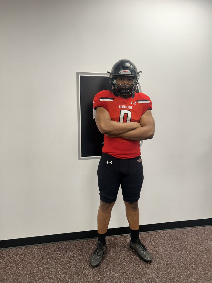 AnthonyTabronJr's tweet photo. After a great visit at Benedictine University, I’m am blessed to say that I have received a scholarship. Thanks for having me !!!!! @CoachBarraza @CoachCogan @RavenFootballBC https://t.co/QxZQmwM5NQ