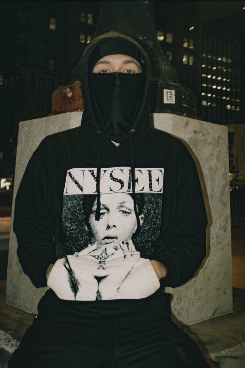 Greyyarea's tweet photo. FLASHBACK TO LAST MARCH 2023 (NYSEE HOODIE SERIES)- Stars can’t shine without darkness ⭐️ #Nysee #Greyarea #communityiscurrency https://t.co/cExtUpY8FF