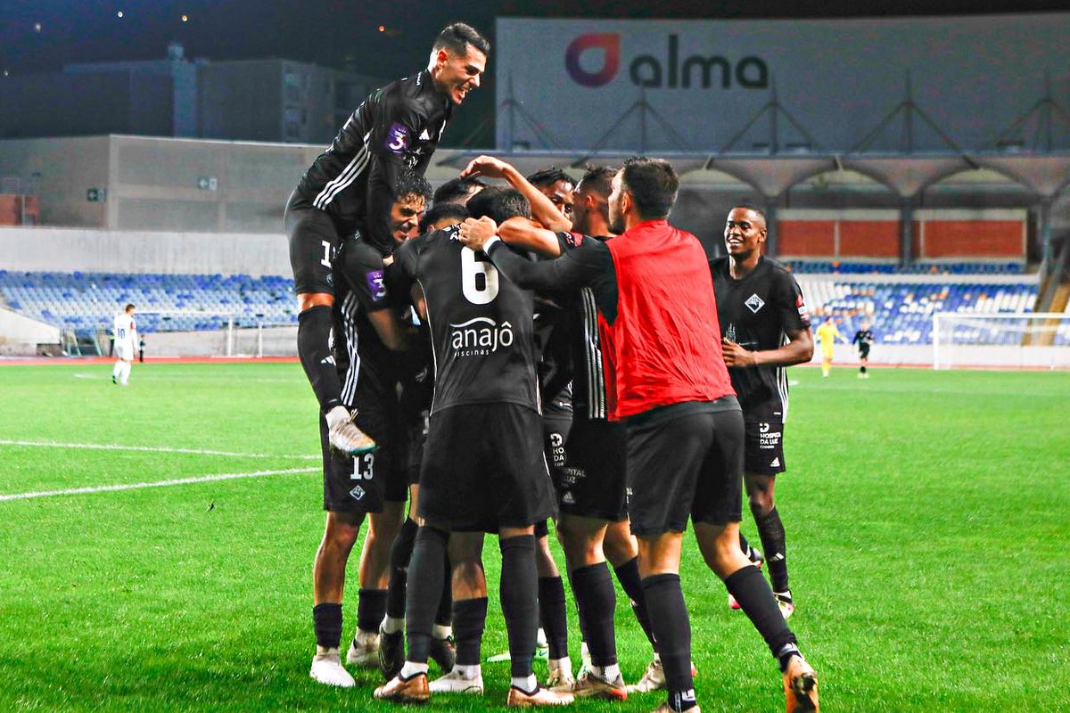 A Briosa está a voltar... Académica garantiu o acesso à fase de subida à Segunda Liga com 9 vitórias e 4 empates em 16 jogos.