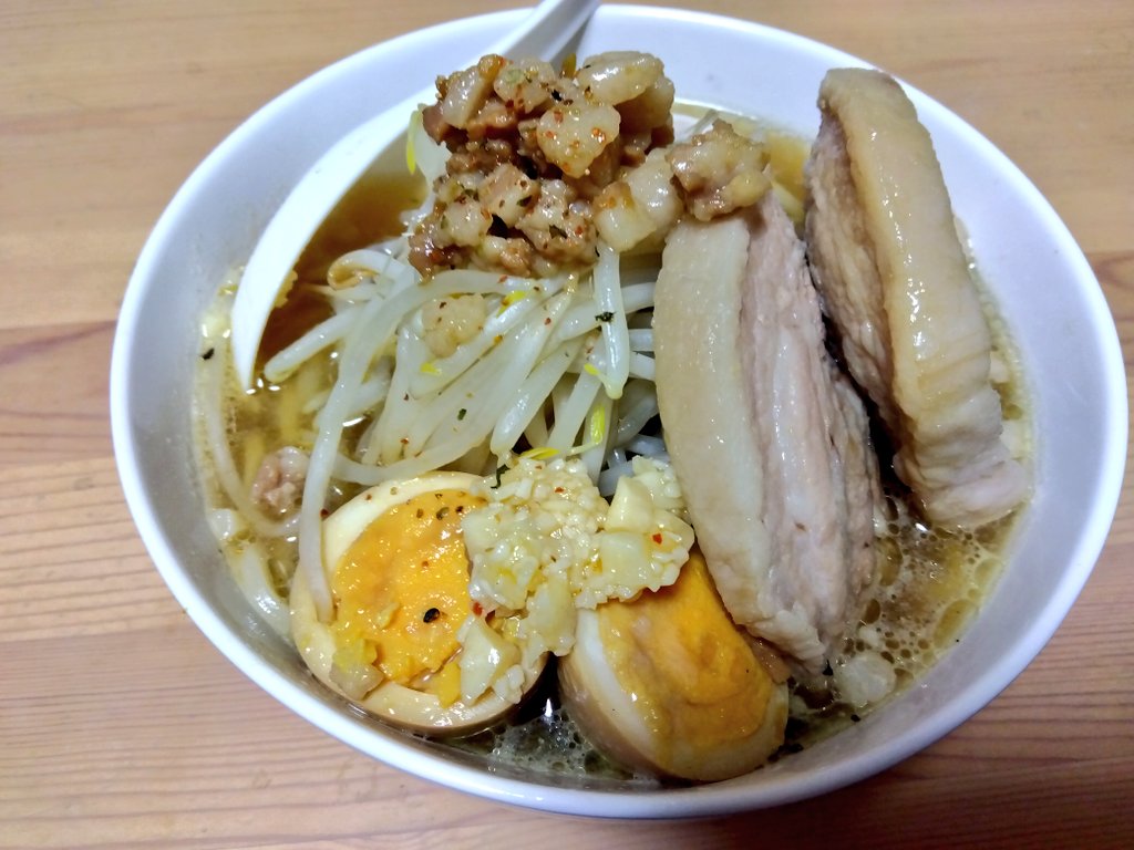 YCPitter's tweet photo. 今日の #家二郎 。
朝から食べてしまった😂

#俺二郎
#ラーメン好きな人と繋がりたい
#二郎系 #g系
#二郎系ラーメン
#おうちごはん
#朝ごはん https://t.co/b44jpoIK4i
