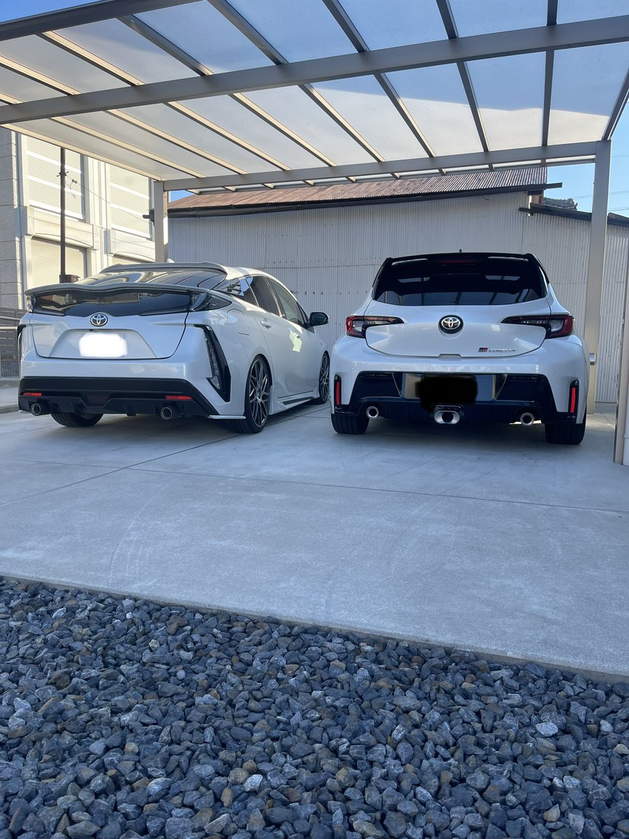 HID9393's tweet image. GRカローラとプリウスPHV GRスポーツ

# GRカローラ
#プリウスPHV GRスポーツ