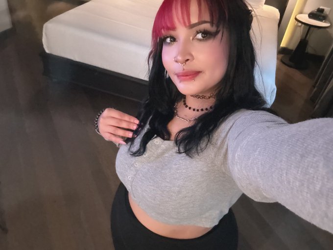 Finished filming something new with @puffybunniee https://t.co/RbugHJBqAf<a class="tags" href="/tag/puffybunniee">@puffybunniee</a>