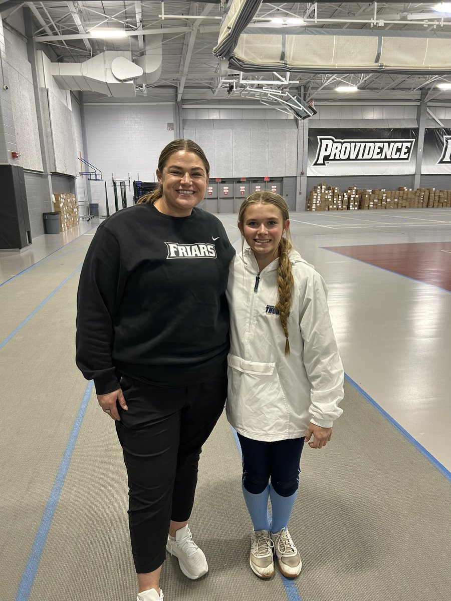 Big thank you to @KelseyChrist221 @CoachAlexG and @Tarannnn_14 for an awesome camp today! It was great being back on campus learning and working on my game with @PCfriarsoftball ! @Frank_Lieto @Ritg14uLieto @thunderjam134