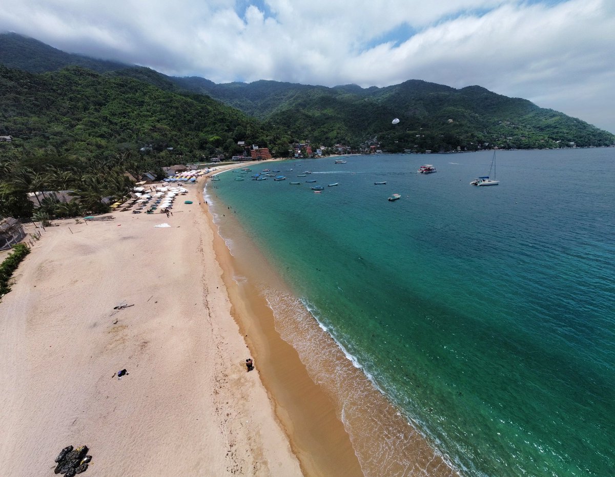 Excelente tarde de Sábado 🏖️☀️😍

casabahiabonita.com.mx

#Yelapabeach #Playa #Yelapa #Jalisco #México #Naturaleza #NaturePhotography #Hospedaje #Hotel #CasaBahiaBonita #Relax #landscape #Paisaje #TravelMéxico #FelizSábado #Enero2024