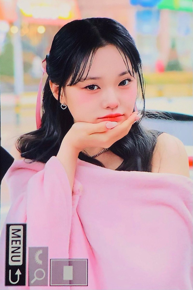 240114 프리뷰
오늘 되게 이쁨😻
#CLASSy #클라씨 #박보은 #보은