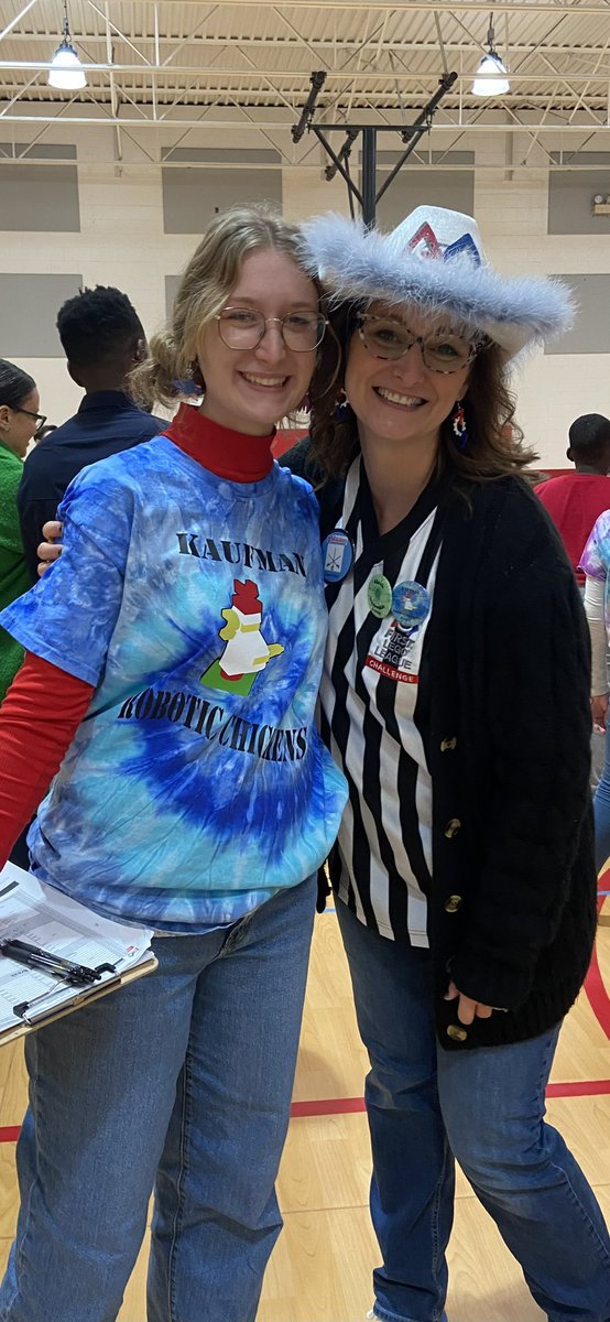 MarisaSolomon47's tweet photo. Congrats to Phillip’s Elem.
Ms. Solomon’s kiddos learned so much this season, and had a blast doing it. And she said we can still play robots for the rest of the school year. Thanks Wood Elementary &amp; Angela Gier for a wonderful @firstlegoleague event. #BeTheDifference
@KaufmanISD https://t.co/CzFXDHR0iu