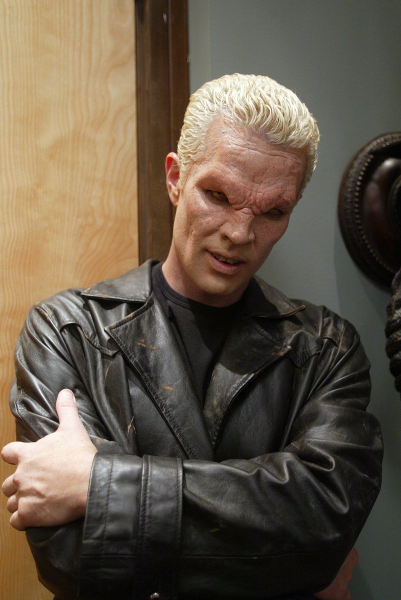 jamie_marsters's tweet photo. Pic of the Day: When you got through Monday &amp; put your game face on for the rest of the week... 

aka James Marsters as #Spike in #Angel #5.2 "Just Rewards" 

@JamesMarstersOf #JamesMarsters #AngeltheSeries #GameFace #GameFacesON #WereGonnaMakeThisWeekOurBitch #Right?! https://t.co/3fihBzUFpD