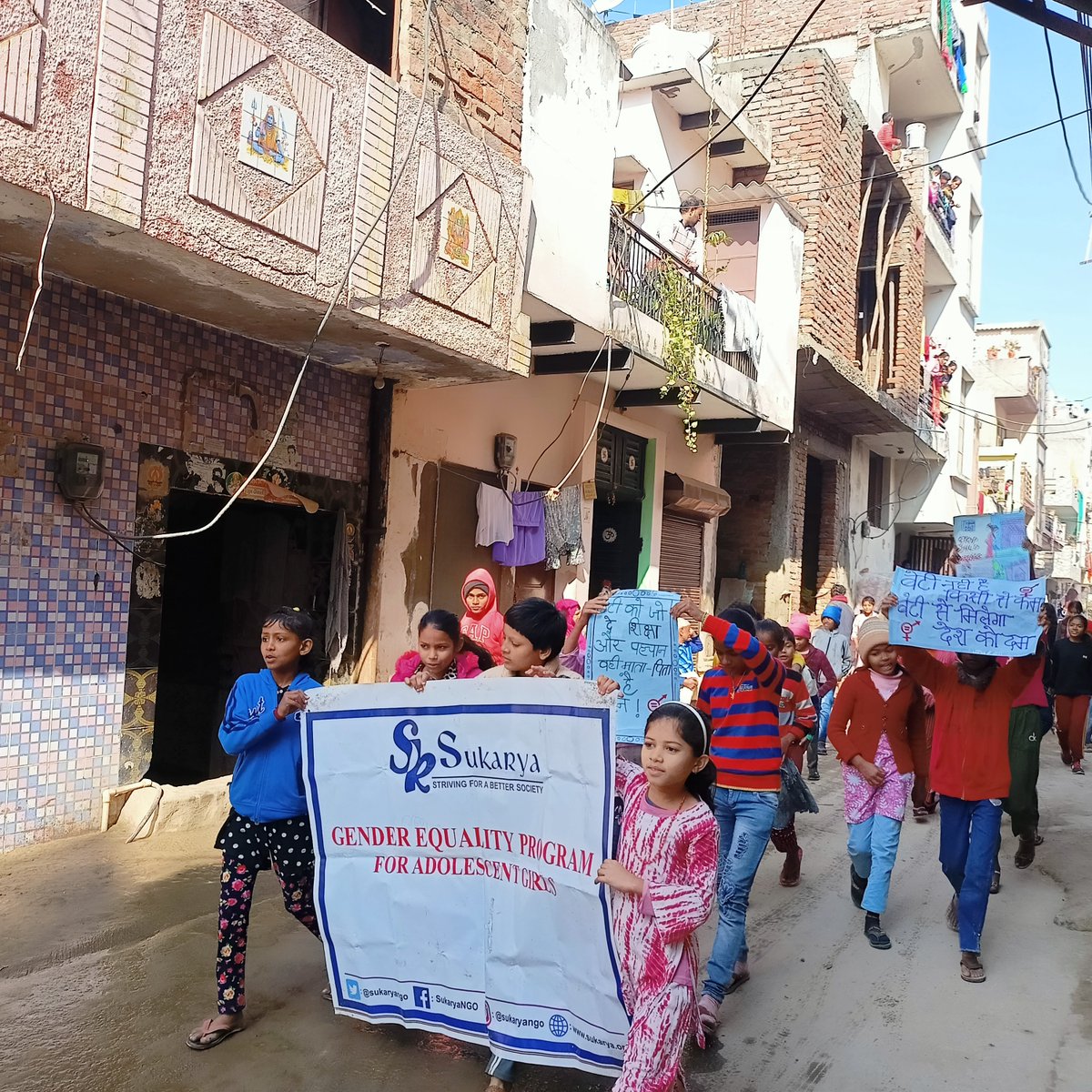 Rally Against #ChildMarriage in Bhawani Enclave, Gurugram! Lead girls led a spirited rally with slogans like "Childhood is Precious, Say No to Early Marriage!" 50 enthusiastic girls joined us to raise awareness. Child marriage jeopardizes children's rights, especially girls.