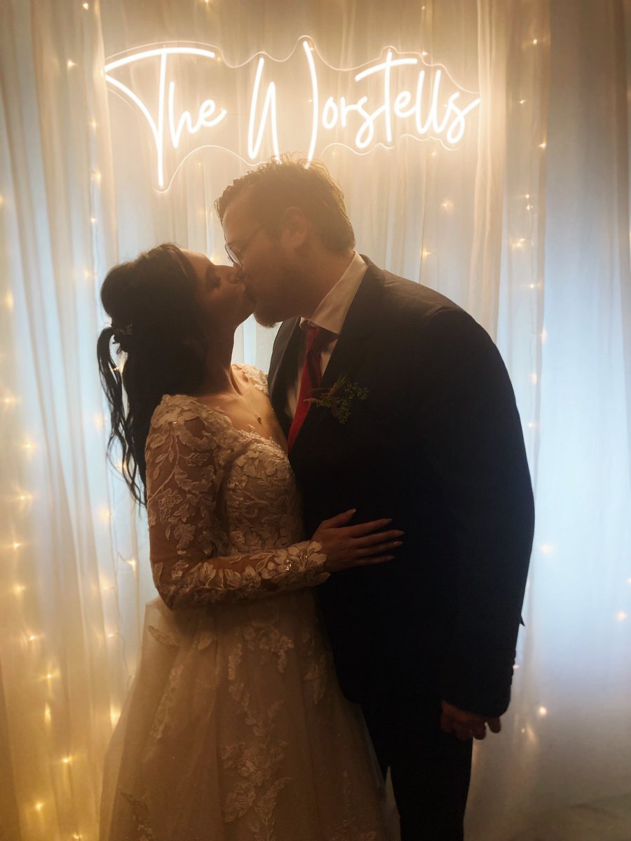 Courtney Steele 🩵 tweet media