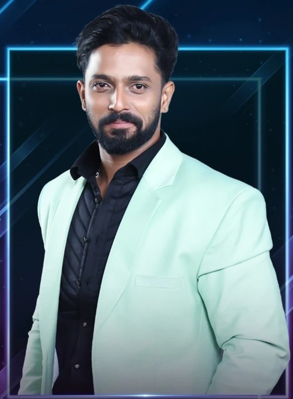 KarthikMaheshfc's tweet photo. Can I get 50 retweets before 11am??

#KarthikMahesh
#BBK10 #BBKSeason10 https://t.co/NQrbOlQq2w