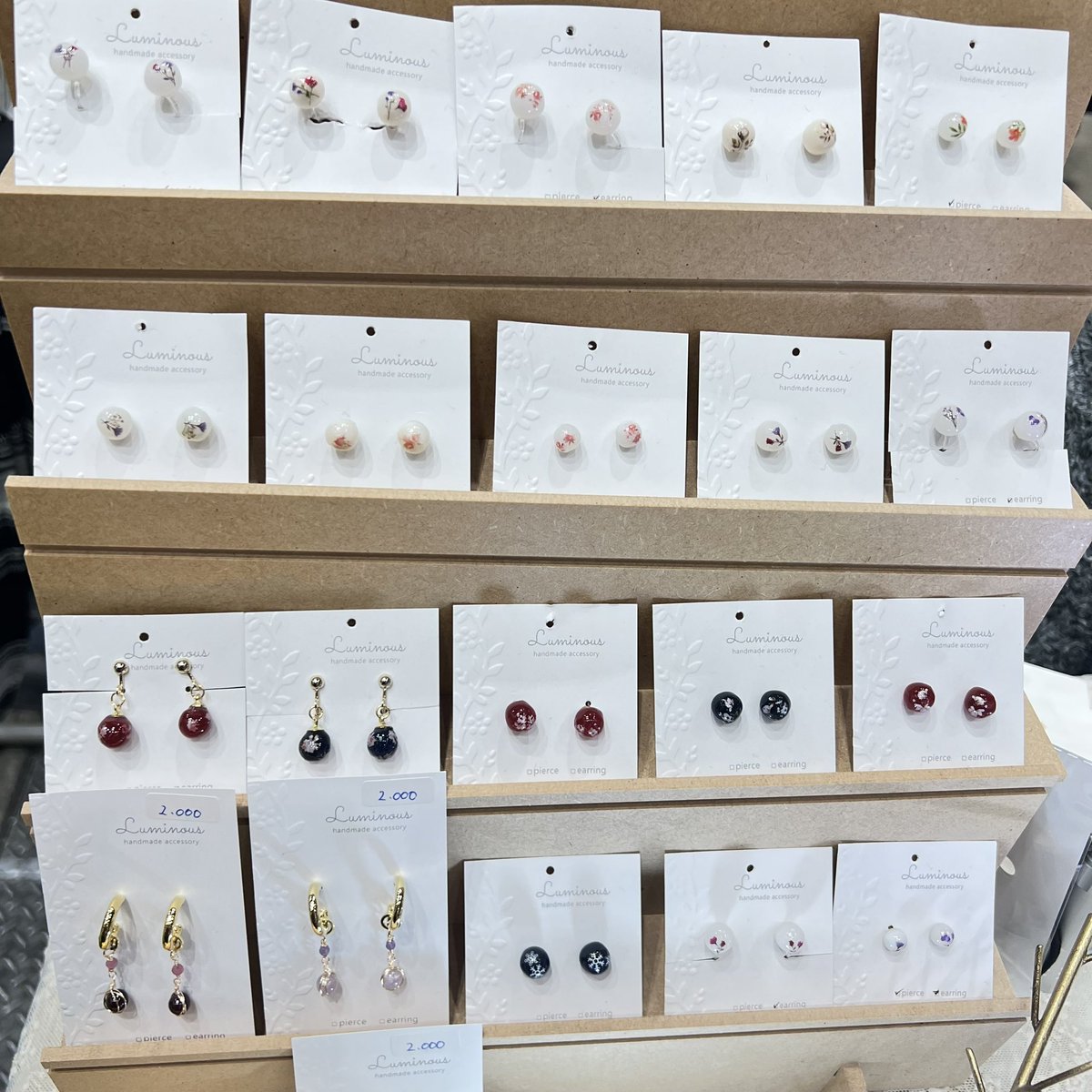I56_luminous's tweet photo. 小粒レジンピアス
1500円～

#ハンドメイドインジャパンフェス
#レジンアクセサリー https://t.co/hZmEvXVvEO