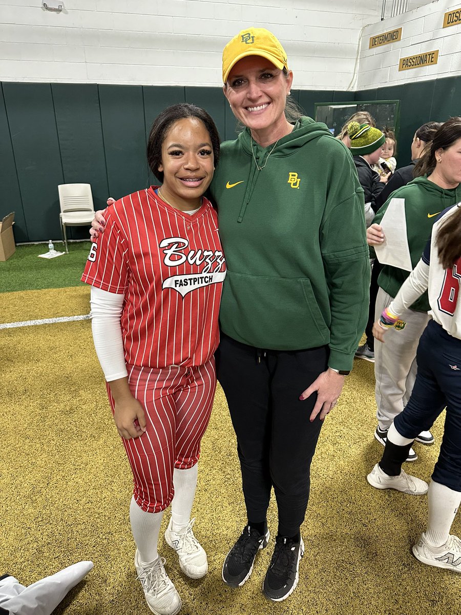 Raelynn_VanZee's tweet photo. Honered to be invited!!! Thank you so much!! Had a great time at the camp with the coaches and softball team!! @coach_diaz22 @BUMoore @JohniganSteve @BUcoachNewman https://t.co/V7tK54KWC3