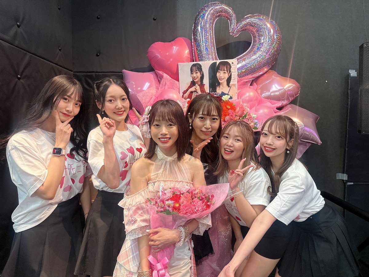 0407_nico's tweet photo. 桃祭、ももつん生誕
来てくださった皆様
本当にありがとうございました😭❤️
私も、ライブの様子を
上からこっそり見てましたが
まず、ももつんが沢山の方に愛されて
幸せそうに歌ってる姿に感動しました！！
そして何より本当に歌上手くなったね😍 https://t.co/kqQse8PrxF