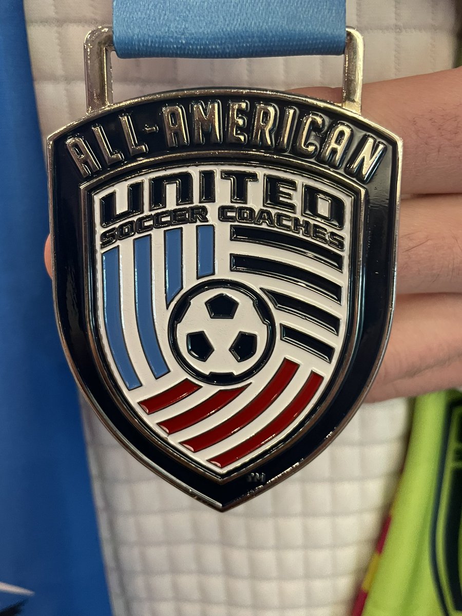 NatalieUrban3's tweet photo. Two-time All American🏅 So proud of your career, this was the best way to cap it off and celebrate all your hard work. Congratulations, Caleb!! @crban13 @urbandb @RoseHulmanMSOC @ArtesianNation https://t.co/I08BnxbbUH