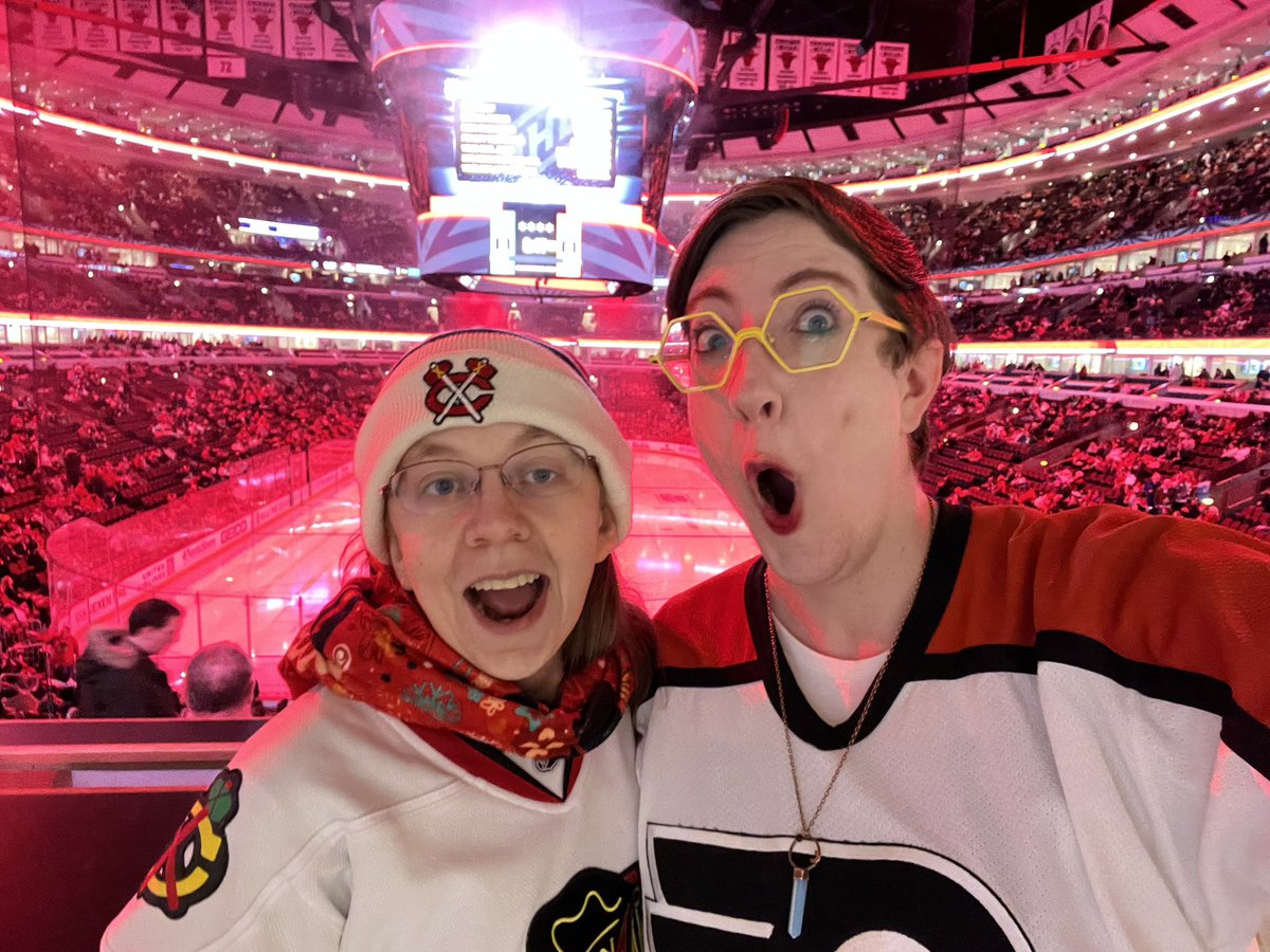 AuroraMoorealis's tweet photo. When your bestie has a fancy job with a suite at United Center and takes you to the Blackhawks vs Stars game https://t.co/ElywBC2vAb