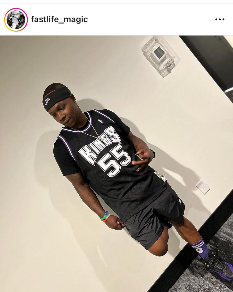 NY_Paperwork's tweet photo. You have the rights to remain silent 🤫 @fastlife_magic was doing a lil too much talking giving up name’s identifying people 🐀✌🏾 https://t.co/OKnVH2QnvF