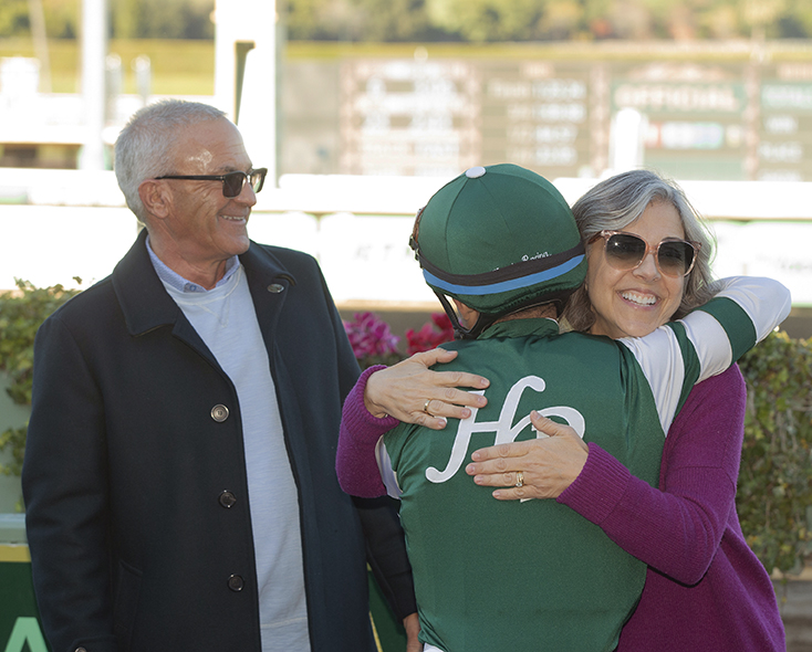sadlerracing's tweet photo. Tapalo grandly broke his maiden in race #5 @santaanitapark wire to wire @sadlerstyle-winning by a 2 3/4 lead. Congratulations to his amazing owners @Hronis_Racing @stephrosa3 @KostaHronis Thank you to our amazing team back at the barn. @johnwsadler @JuanLeyva1984 @NathalieDarley https://t.co/AJGCvUNpdD