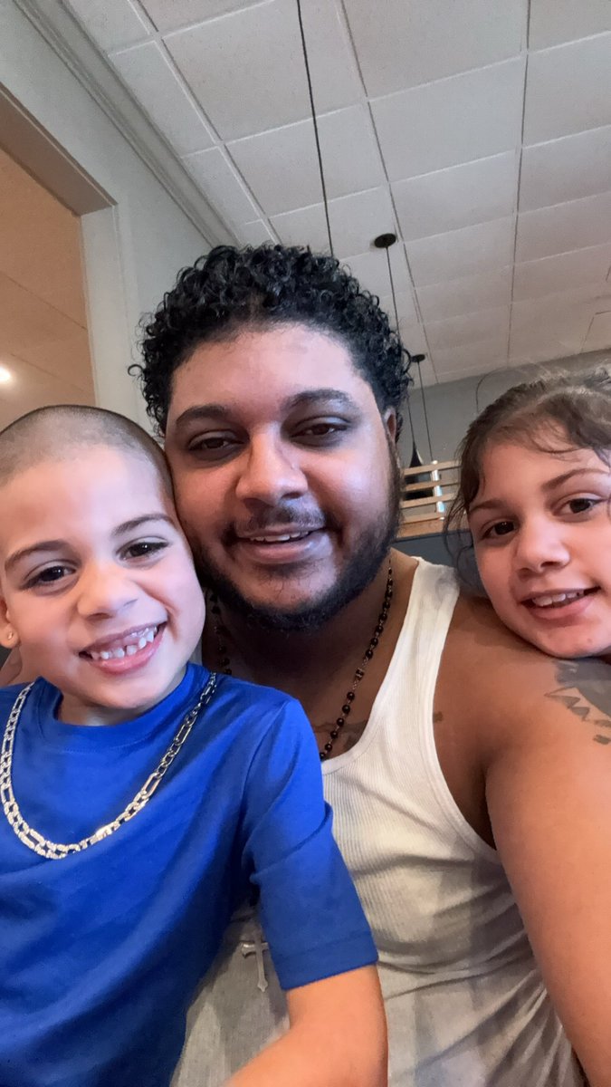TJpacoLopez's tweet photo. Posted up at (international House 🏠 of Pancakes 🥞), #iHop #Lunch #FamilyTime #FatherHood #FullTimeDad #StarAcademylive https://t.co/0mZJAVJgXM