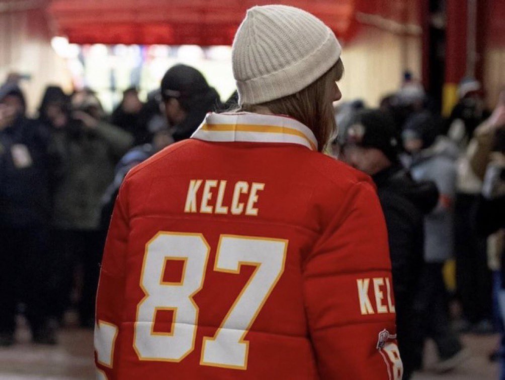 The way Taylor has unintentionally made her entire fanbase Chiefs fans, I love it