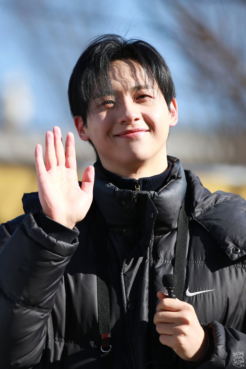 SlowSameSlow's tweet photo. 240113 〰️ 음중 미니팬미팅 

🌱 🖐 😁 💗 
신 ! 동 ! 우 !

#B1A4 #신우 #CNU @B1A4_CNU
(재업로드) https://t.co/tEelpeHxoF