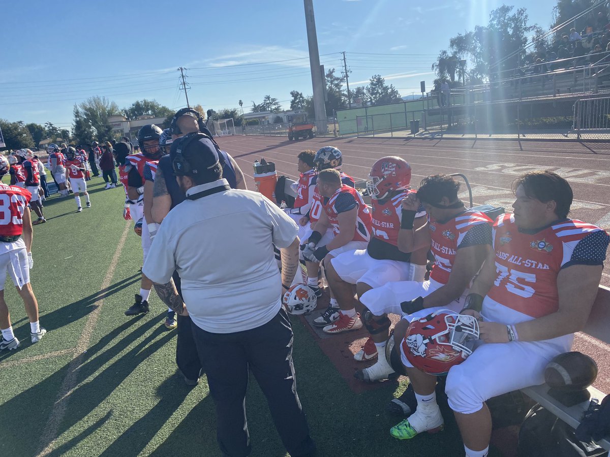 IESportsNet's tweet photo. TEAM EAST 47
TEAM WEST 12
Final Score 
#IVclassic 

Thanks to @aladsonline https://t.co/BQkslnYLgY