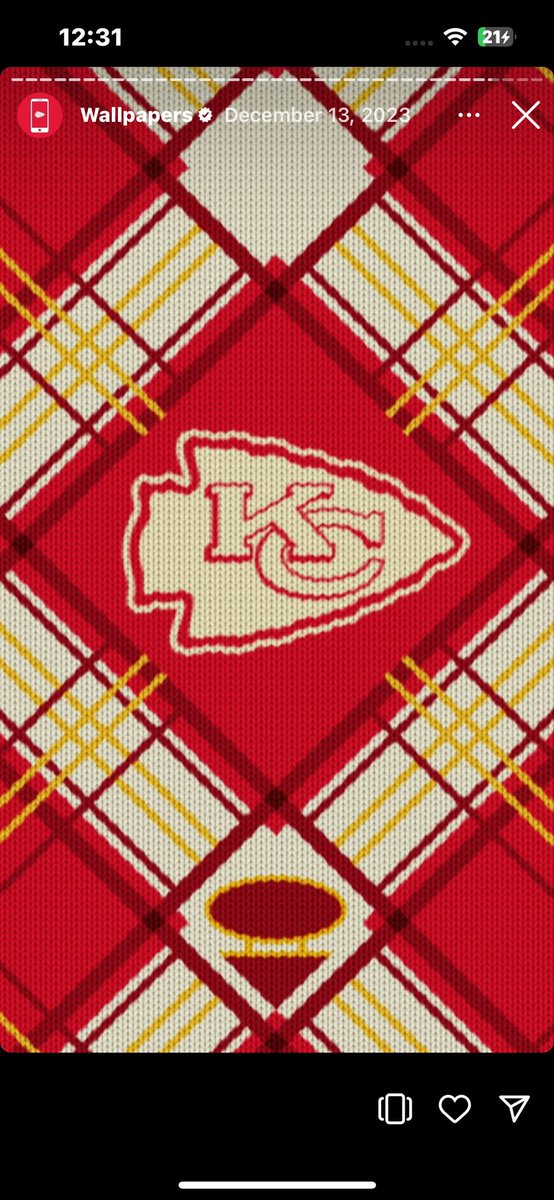 Michellelemalu's tweet photo. Whatβs up in Kansas City? Iβll tell you Interception Chiefs Wwwoooohoooo!!!! #tylerhynes
#hynies
#FallingForFootball
#Chiefs
@tyler_hynes
@JanelParrish
@Chiefs @barkleyus
#TylerHynesTweetParty
@TechN9ne
@peacock https://t.co/I1JSDxzQ8W