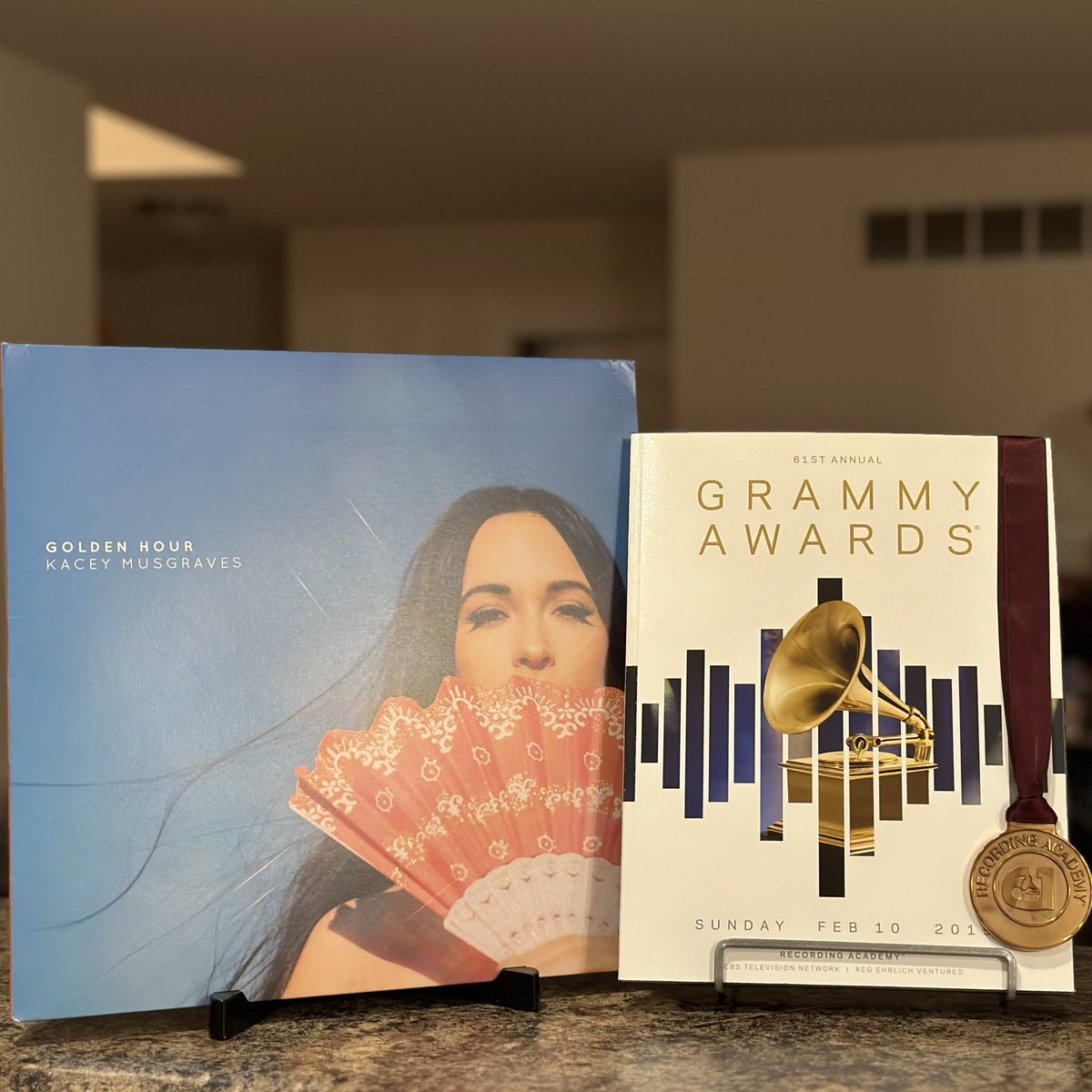 With sub-freezing temps outside and playoff football in the background, we’re jumping back to 2019, the  year of the 61st GRAMMYs. Archeophone had *three* nominations for Best Album Notes and Album of the Year went to “Golden Hour” by Kacey Musgraves. Stay warm, y’all!