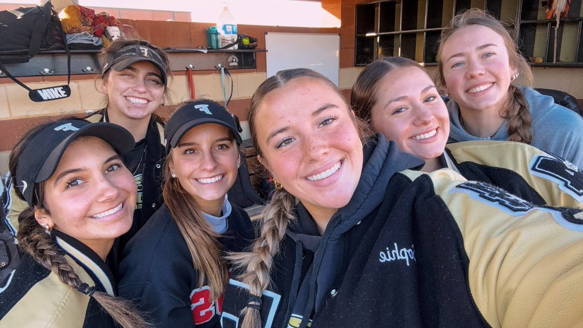 Senior Season!! <a href="/Foster_Softball/">FHS Softball</a>