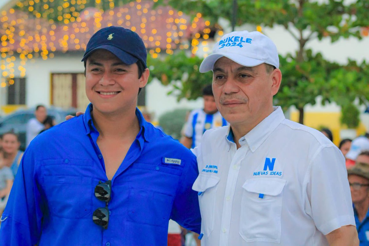 NI_LaUnion's tweet photo. Bolivar, La Unión Norte. 📍

@nuevasideas presentes, la felicidad inundó el lugar mientras niños y adultos disfrutaban de un tiempo lleno de diversión y alegría, el pueblo salvadoreño conviviendo en familia🩵 https://t.co/SNpYk8WBF2