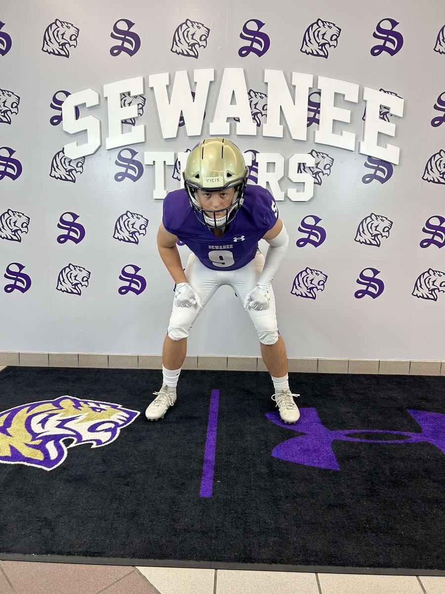 I had a great time today during my visit at Sewanee! Great coaching staff and program! #PoundTheRock #YSR
@CoachMacSewanee @jacobfloyd_ @Coach_DGaither @CoachGC_Hobbs