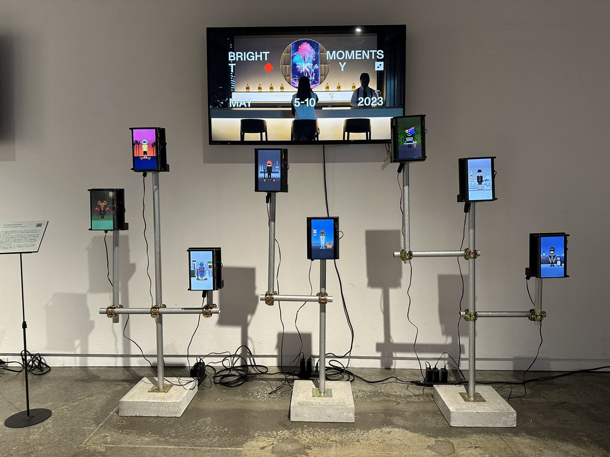 r21nomi_px's tweet photo. I made some stuffs with displays and pipes in Proof of X's exhibition at PARCO Shibuya.
#proofofx #DecodingPFP https://t.co/lN6MG7kHWN