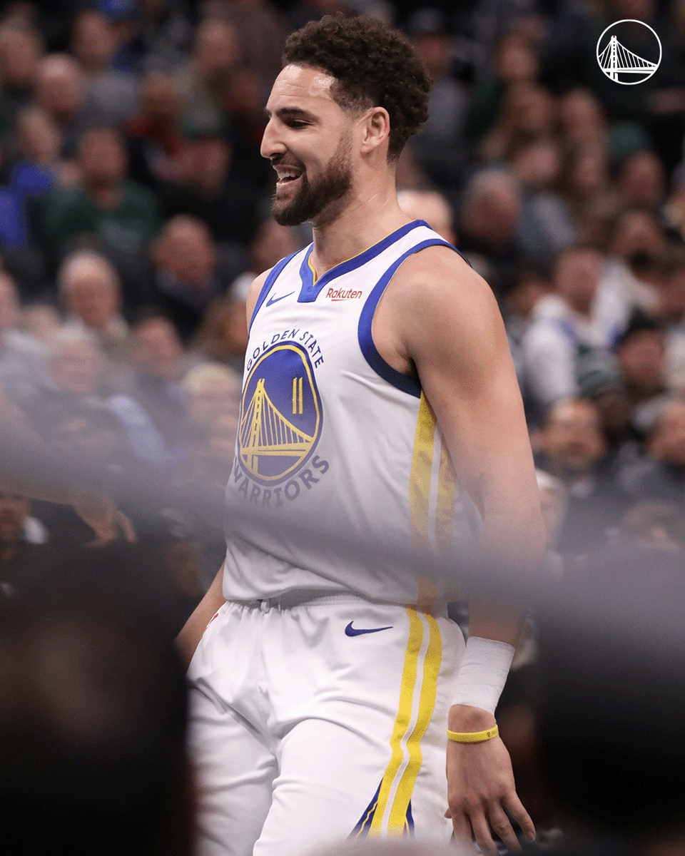 warriors's tweet photo. Iconic from beyond the arc.

Klay Thompson moves past LeBron James for 7th on the NBA's all-time threes list. https://t.co/uJFfjmX7Q9