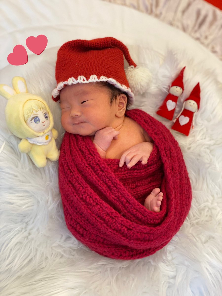 お久しぶりです😌明けましておめでとうございます🎍🌅
私事ですが12月に第2子となる男の子を出産しました👶🏻🩵娘ももう今年で3歳になります！お姉ちゃんになり、たくさんお世話を手伝ってくれています👧🏻🩷
ソンウンも兵役から帰ってくるので、育休中に自分なりに追えたらなと思います！
