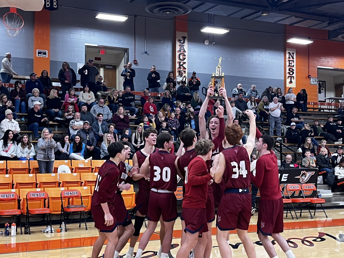 GibaultBBall's tweet photo. 3-PEAT! Hawks beat Saxony Lutheran 44-36 to win the CIT championship! @kesler_gavin @PeytonSchaef25 with All-Tournament team nods and @augustine_kanen with tourney MVP! 

We are back in action next week in the Okawville Tourney!

@GibaultCatholic @GibaultSports @republictimes https://t.co/NNEOJVPr5W