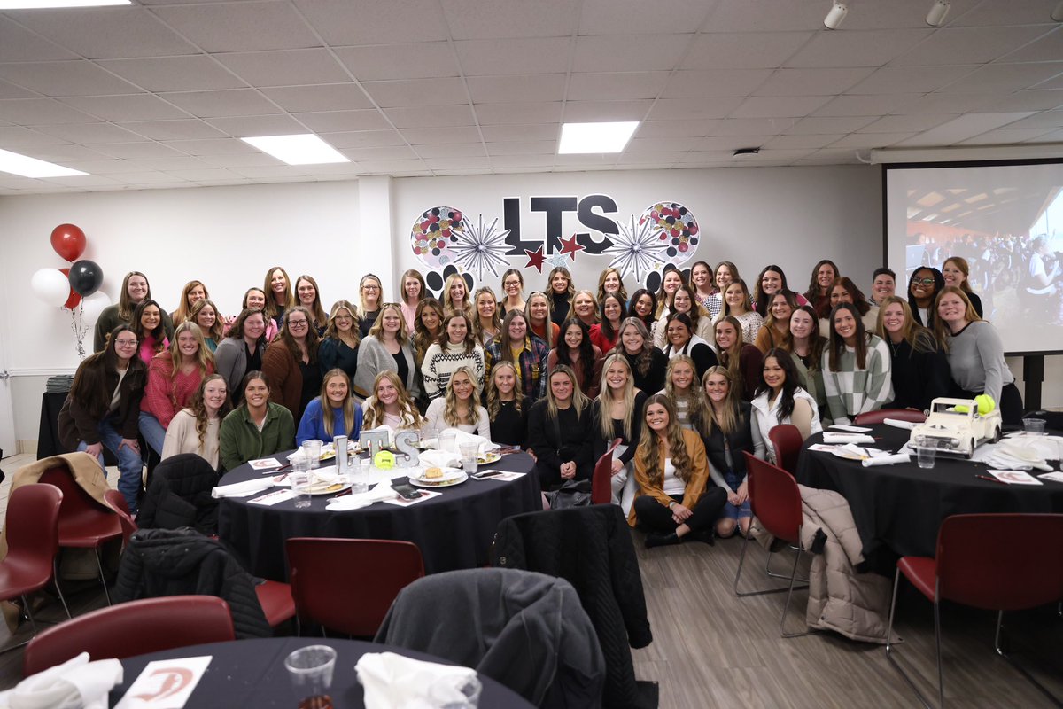 CVilleLTS's tweet photo. The past, the present, all in one room tonight. Legacy Night was more than we could have dreamed. Thank you to all who came ❤️🥎. https://t.co/kaZRDh7mht