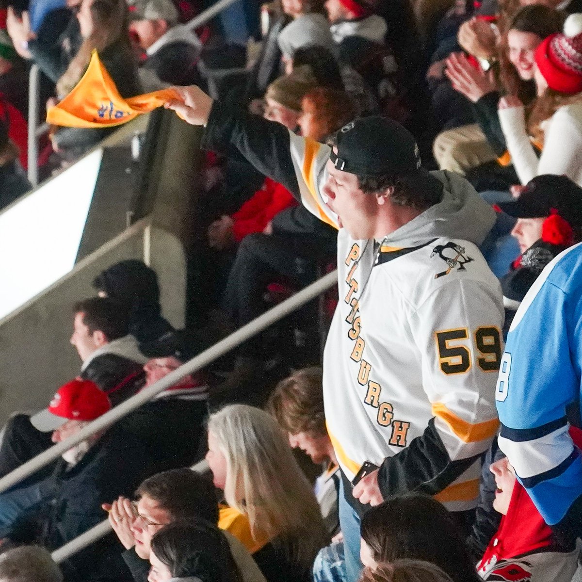 x - Pittsburgh Penguins tweet media