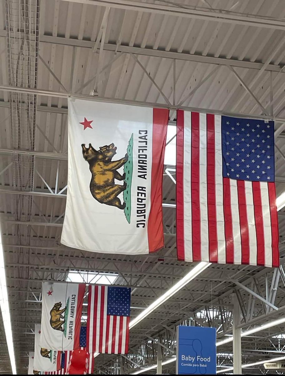 DeVaughn Simper (@utprofessorflag) on Twitter photo 