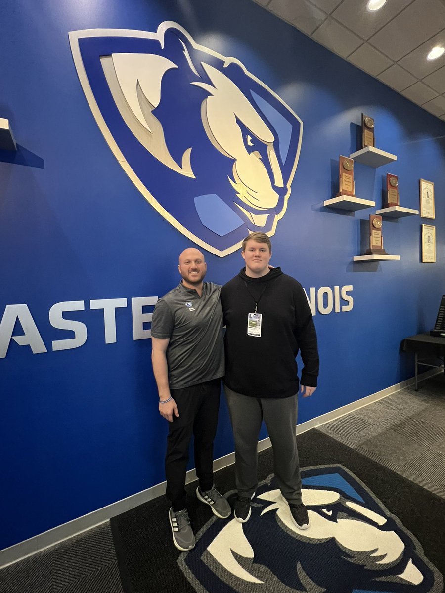 clint_chamley79's tweet photo. COMMITTED!! @EIU_FB 
#WeNotMe #BleedBlue 

Beyond excited for the next chapter in my football career at Eastern Illinois University

@CoachCannova63 @FB_Coach_Wilk @CoachDerickson @CCHSINDIANFB https://t.co/wGMjjlOcbS
