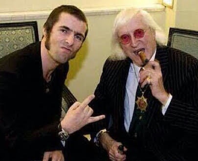 conreen9899's tweet photo. @JamesHGuitar Some pics of my collection &amp; a pic you've probably seen before but after watching your Panic YT 📼 I thought you'd find interesting. An old friend received ⚰️threats for selling his Jim'il'Fix it🏅on ebay around the time the scandal broke. Take care Mate.
Raver https://t.co/FKAKsCF9pn