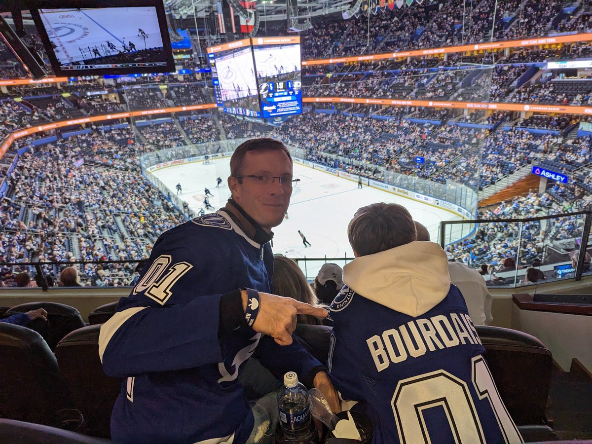 Thanks for the great evening and the special shirts @TBLightning @DAYTONA @IMSA @CadillacVSeries @CGRTeams